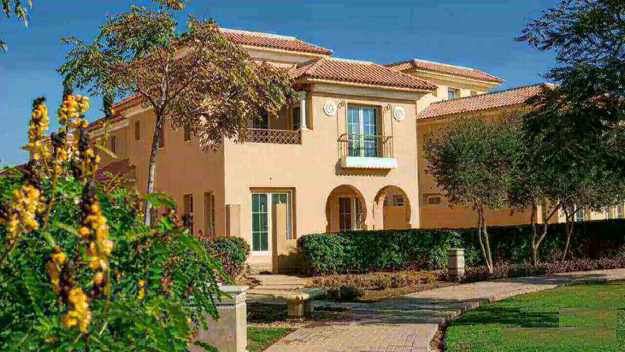 فيلل بالتقسيط بكمبوند هايد بارك القاهرة الجديدة